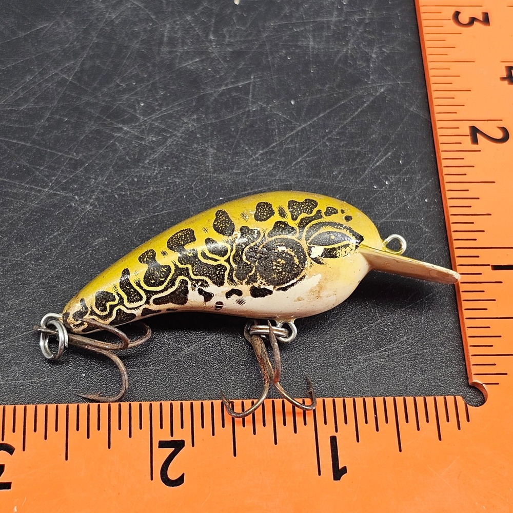 Vintage Rebel Lures Wee-R Crankbait F93 Naturalized Leopard Frog Fishing Lure